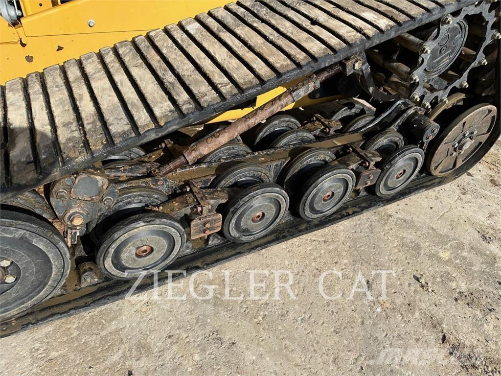 CAT 277D 履带式装载机