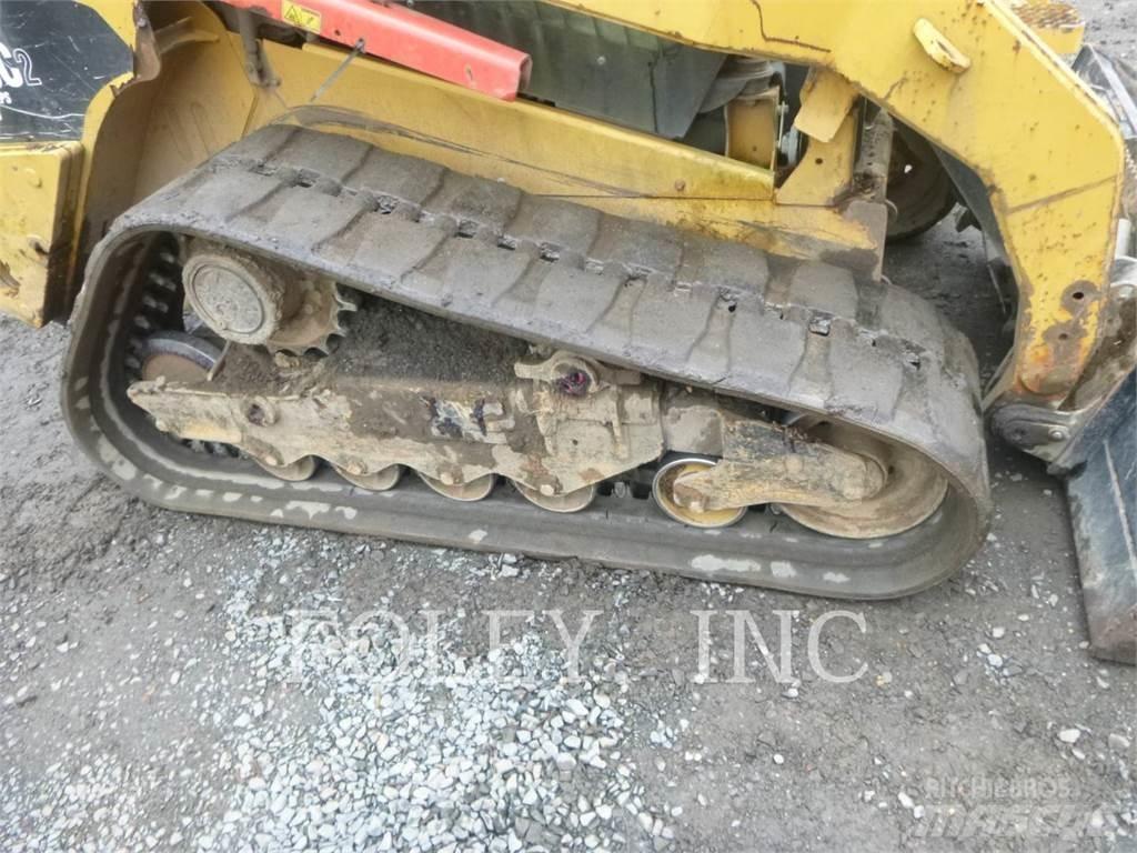 CAT 279C2 履带式装载机