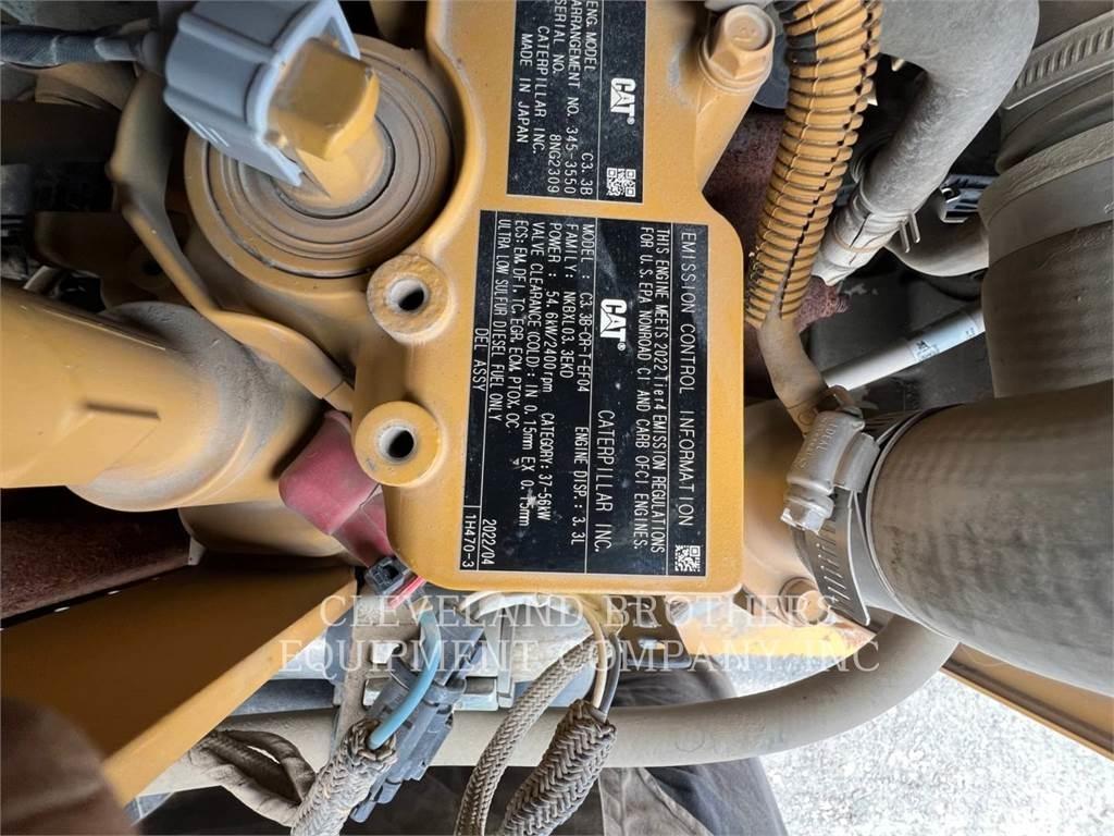CAT 279D 滑移装载机