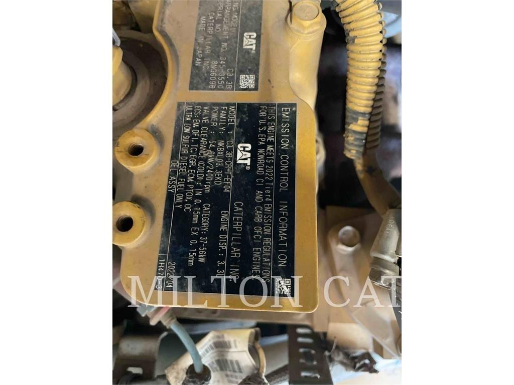 CAT 279D 3 滑移装载机