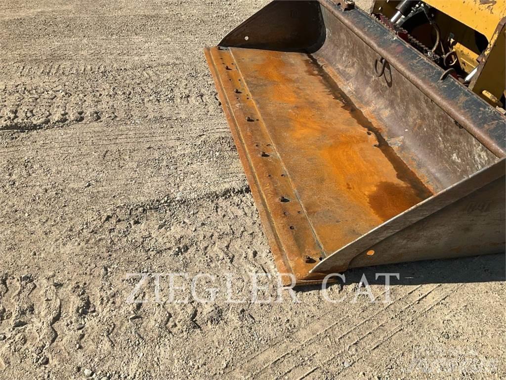 CAT 279D3 履带式装载机