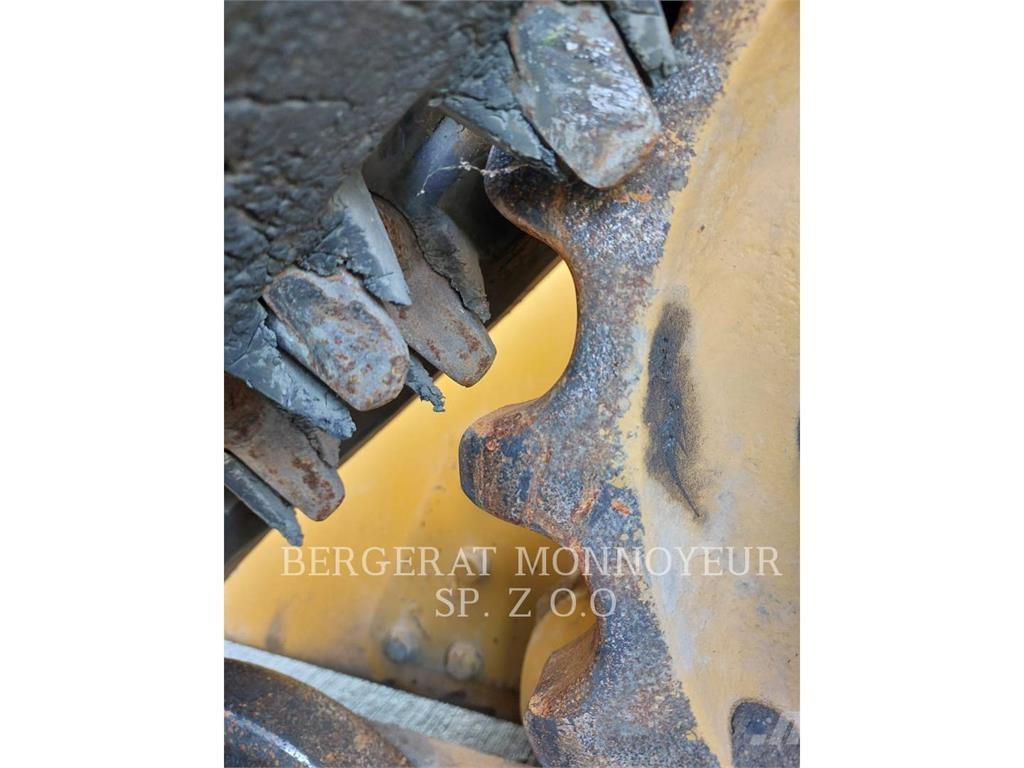 CAT 279D3 履带式装载机