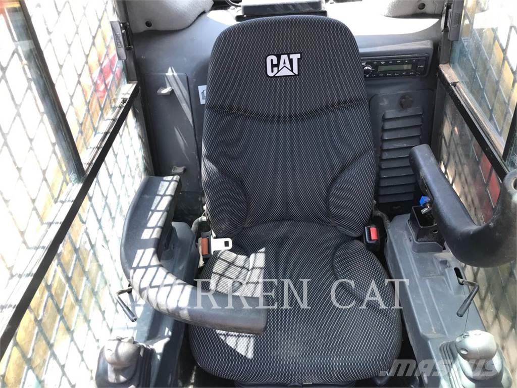 CAT 279D3 C3H2 履带式装载机