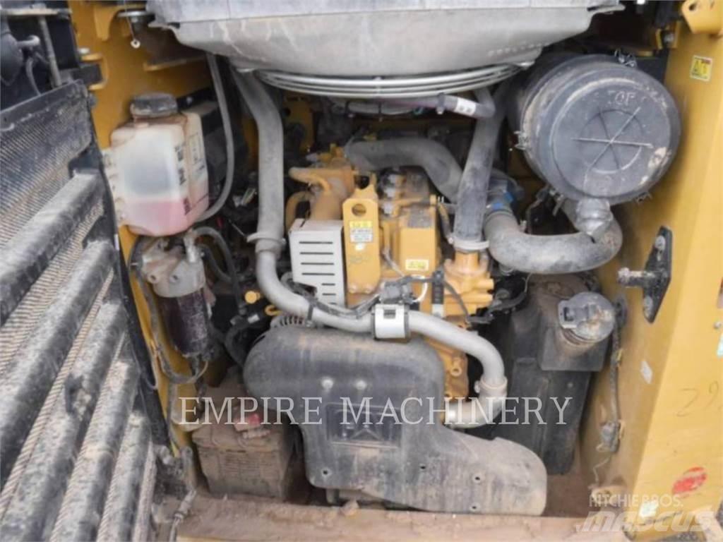 CAT 289D 滑移装载机