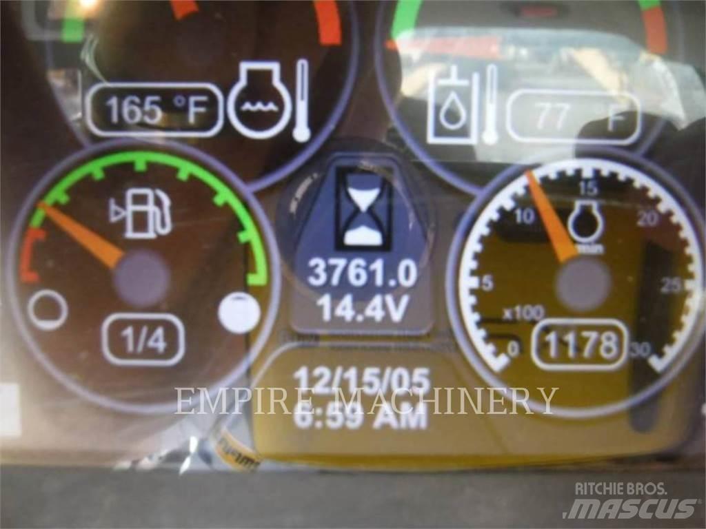 CAT 289D 滑移装载机