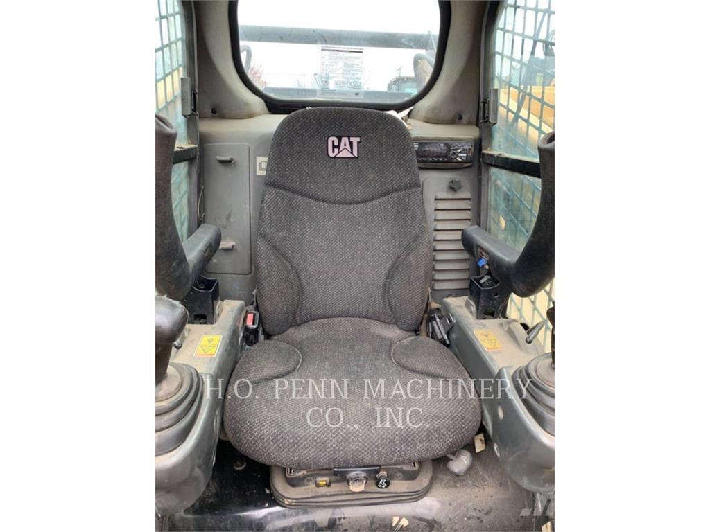 CAT 289D 履带式装载机