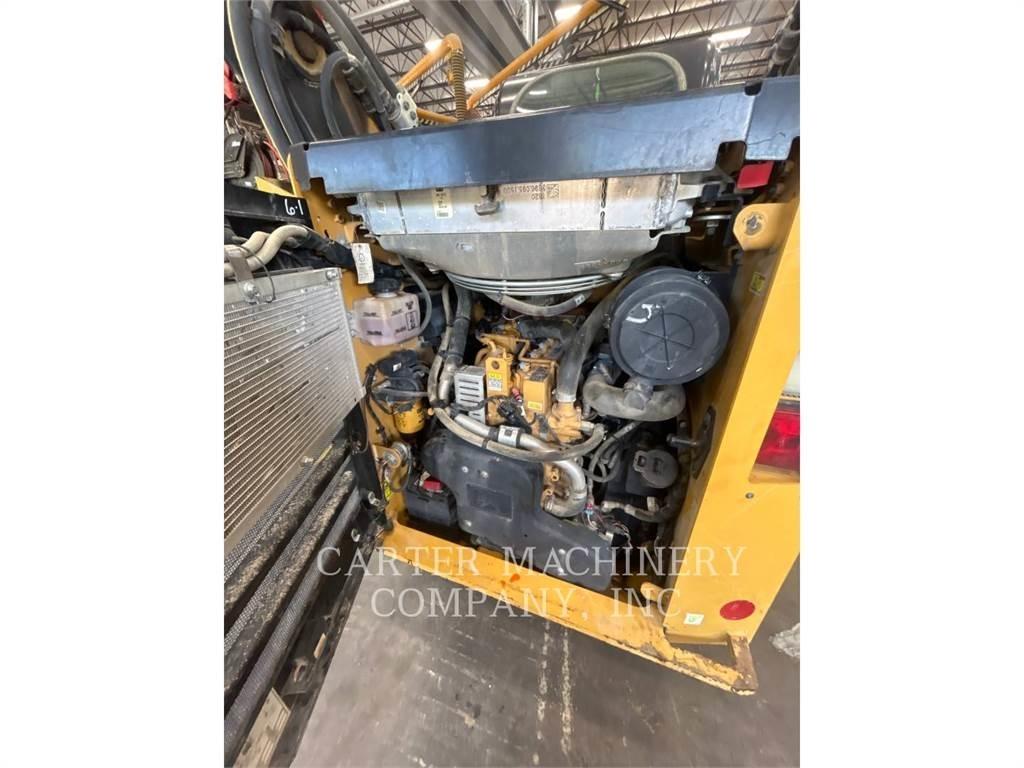 CAT 289D3 滑移装载机