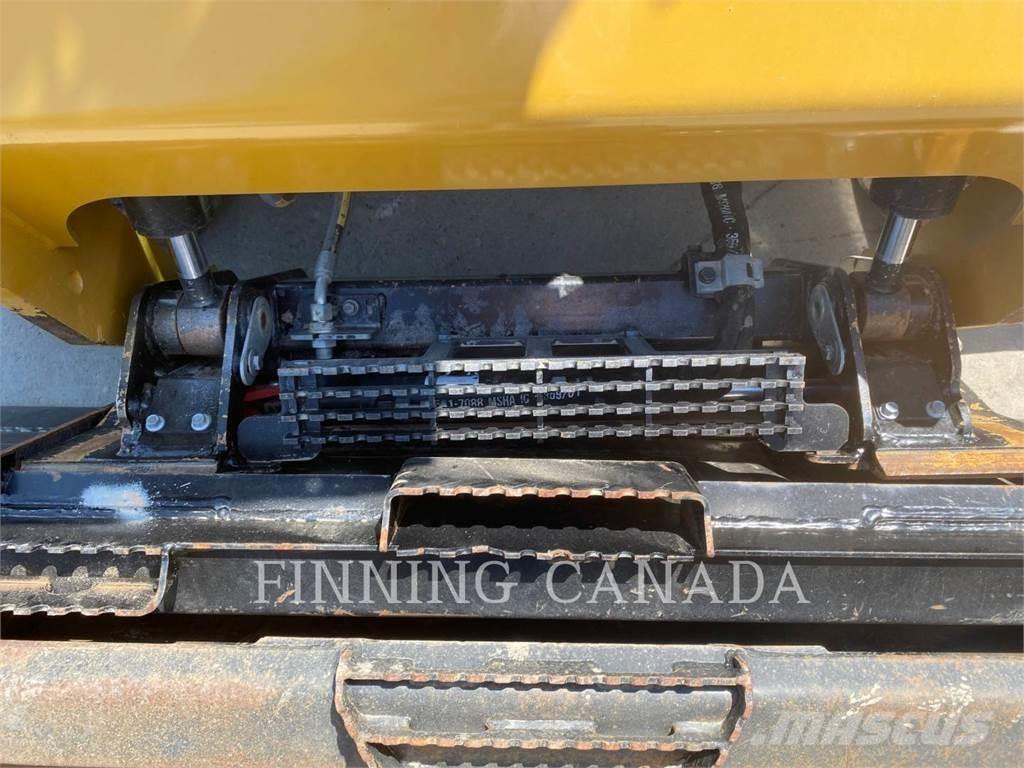 CAT 289D3 履带式装载机