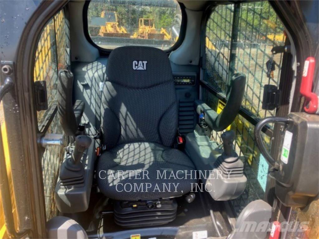 CAT 289D3 滑移装载机