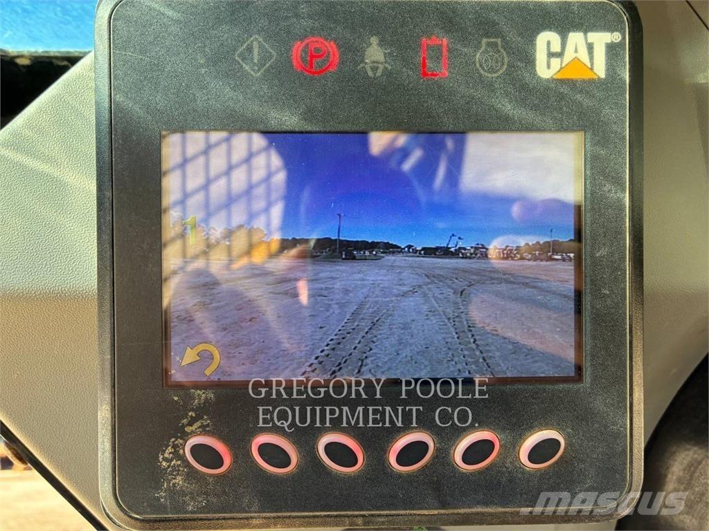 CAT 289D3 履带式装载机