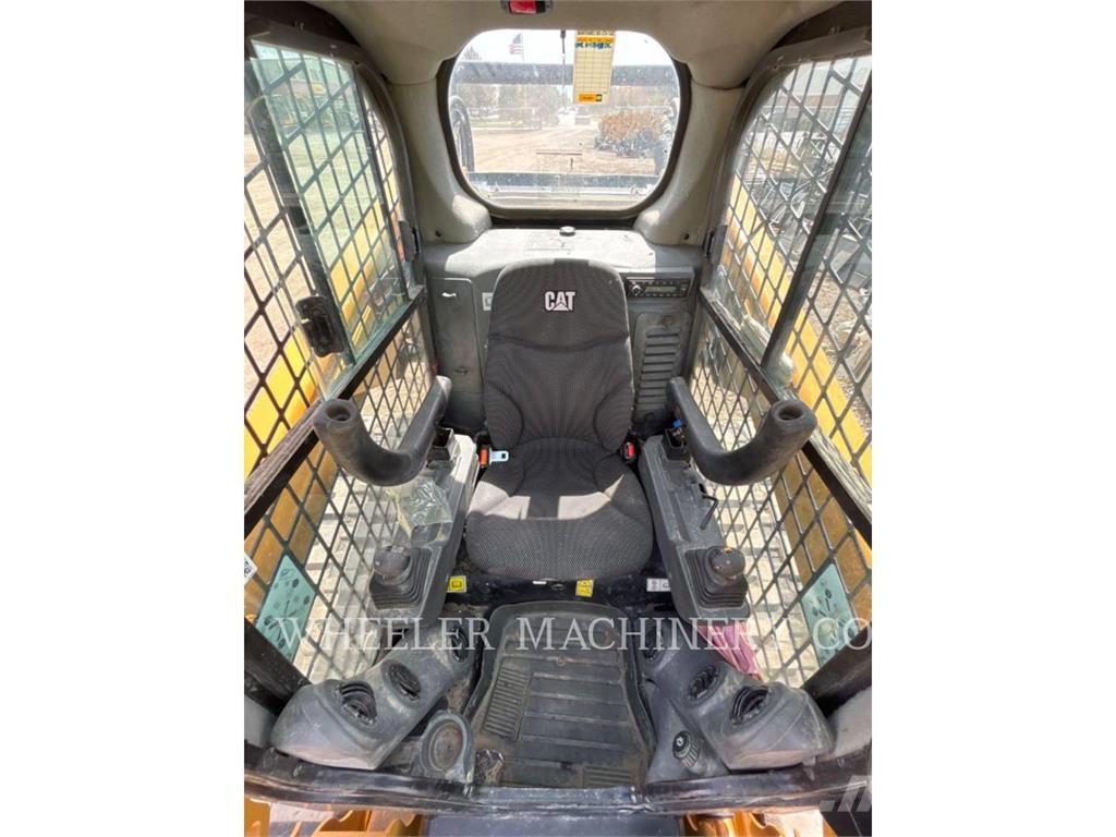 CAT 289D3 C3H2 履带式装载机