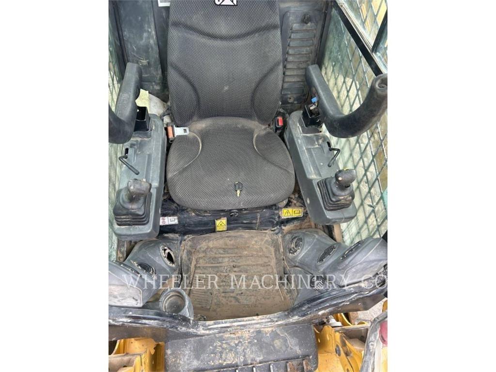 CAT 289D3 C3HF 履带式装载机