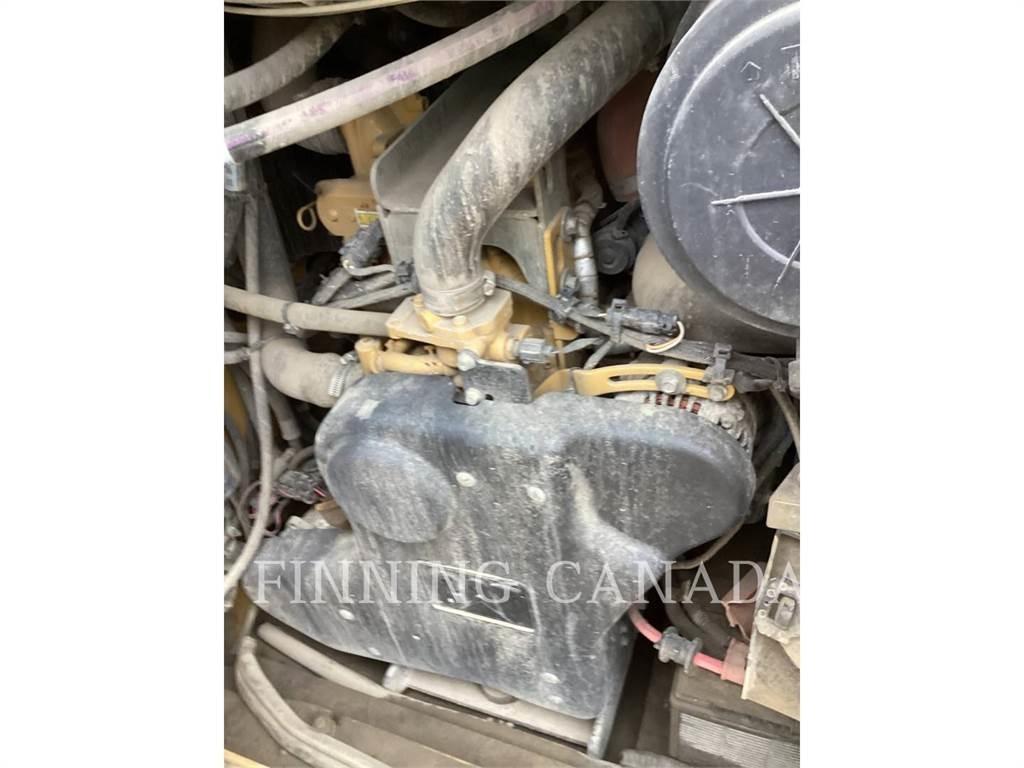 CAT 297D2 履带式装载机