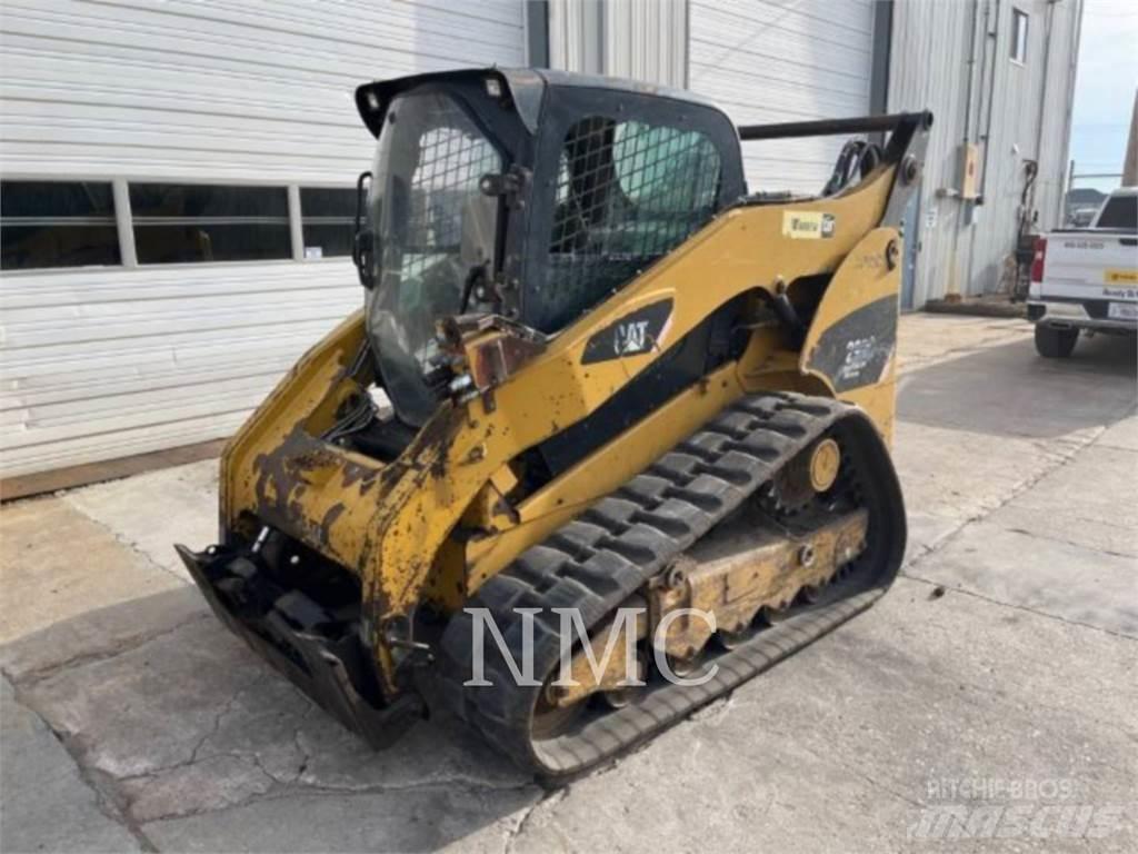 CAT 299C 滑移装载机