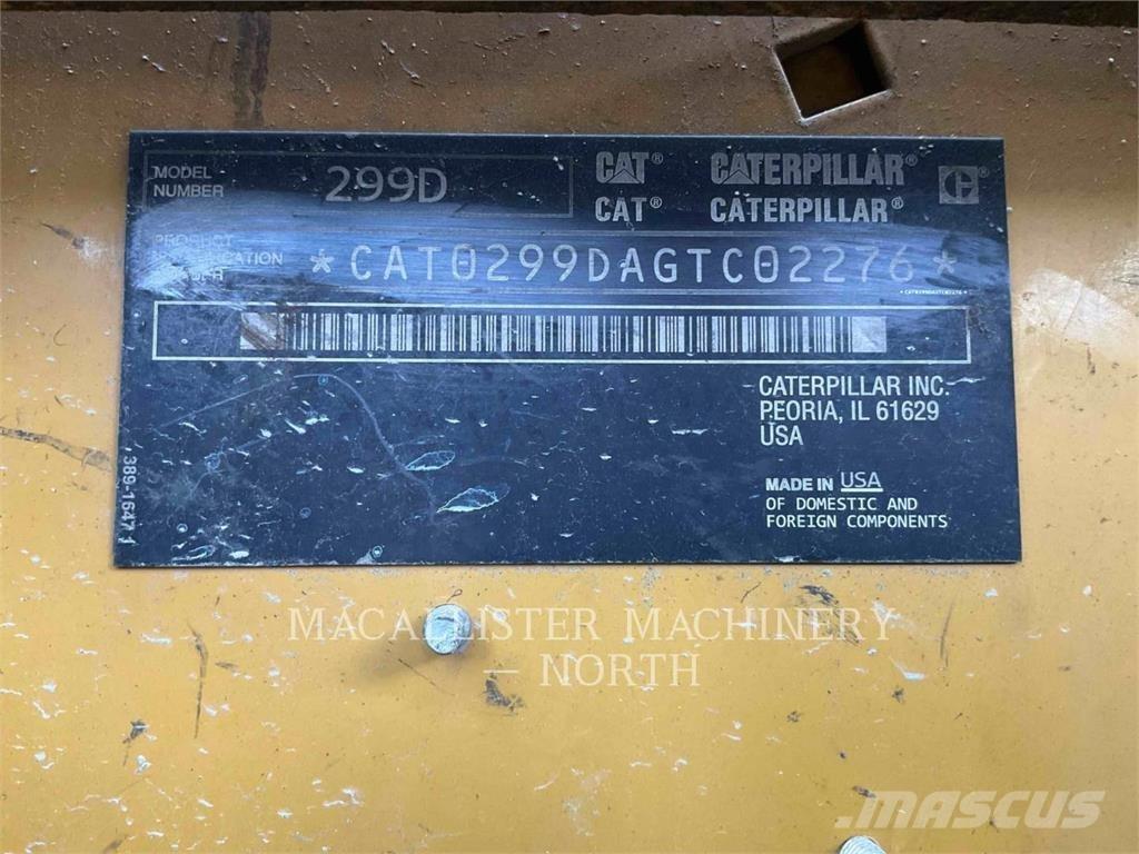 CAT 299D AQ 滑移装载机