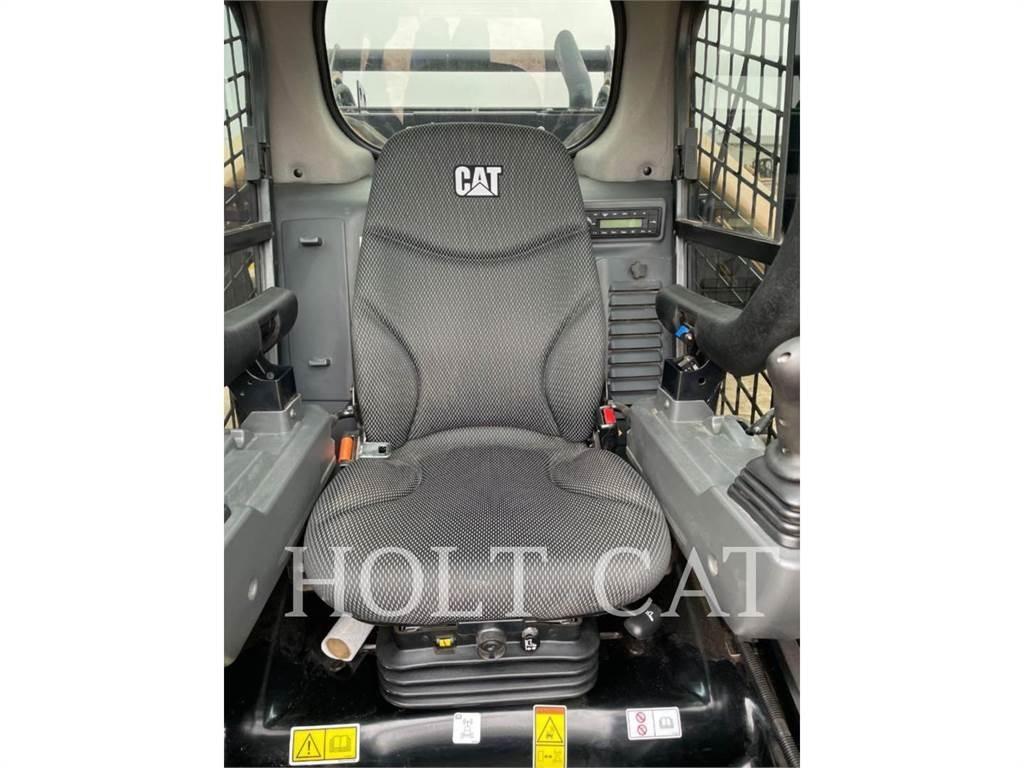 CAT 299D CAB 滑移装载机