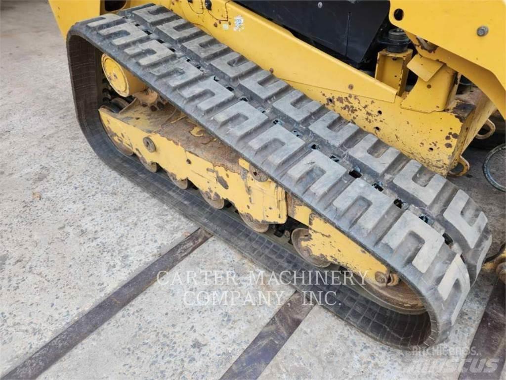 CAT 299D2 滑移装载机