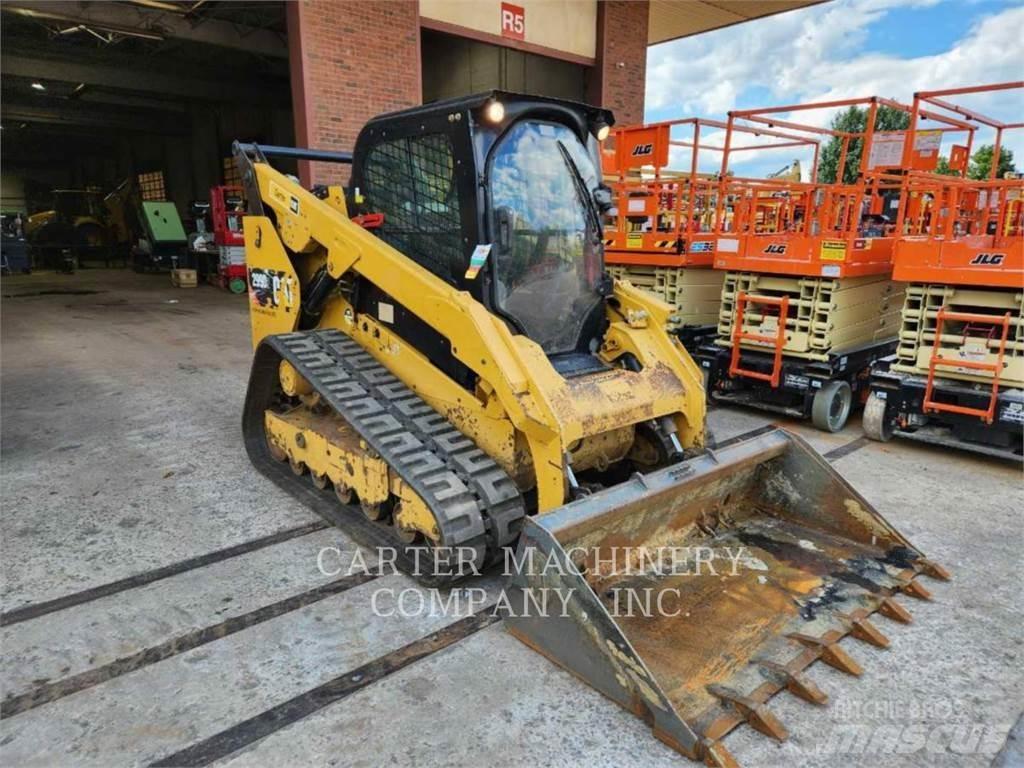 CAT 299D2 滑移装载机