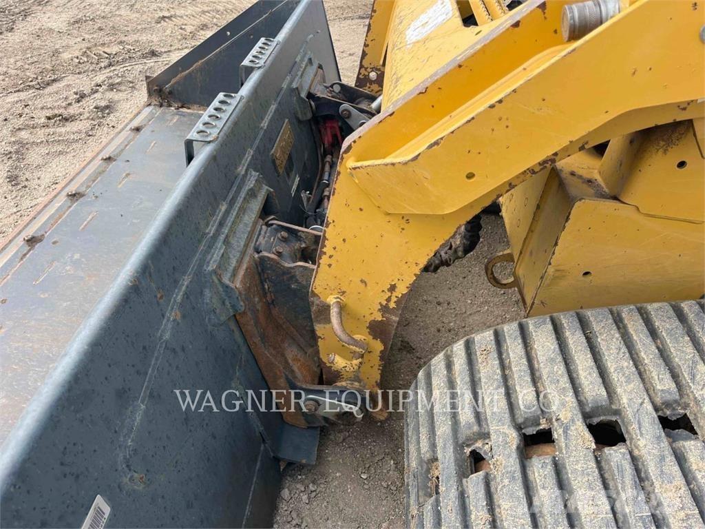 CAT 299D2 履带式装载机