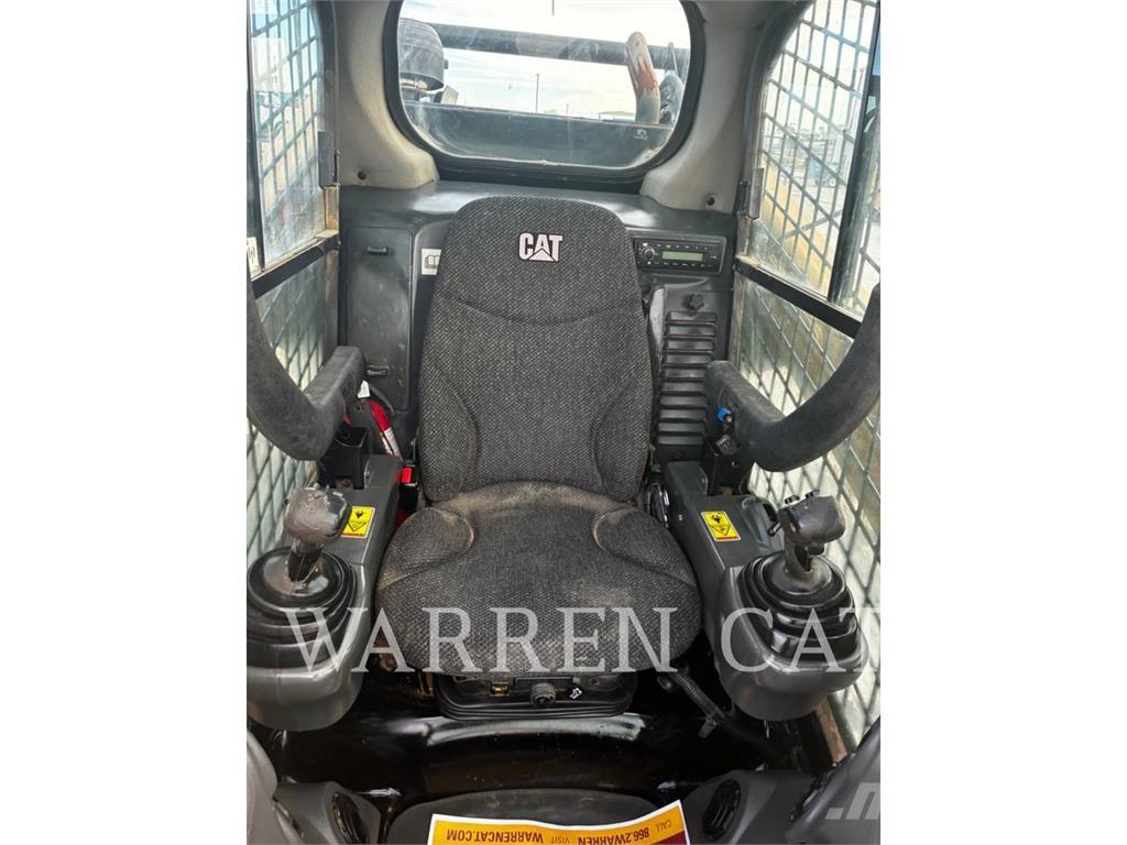 CAT 299D2 履带式装载机