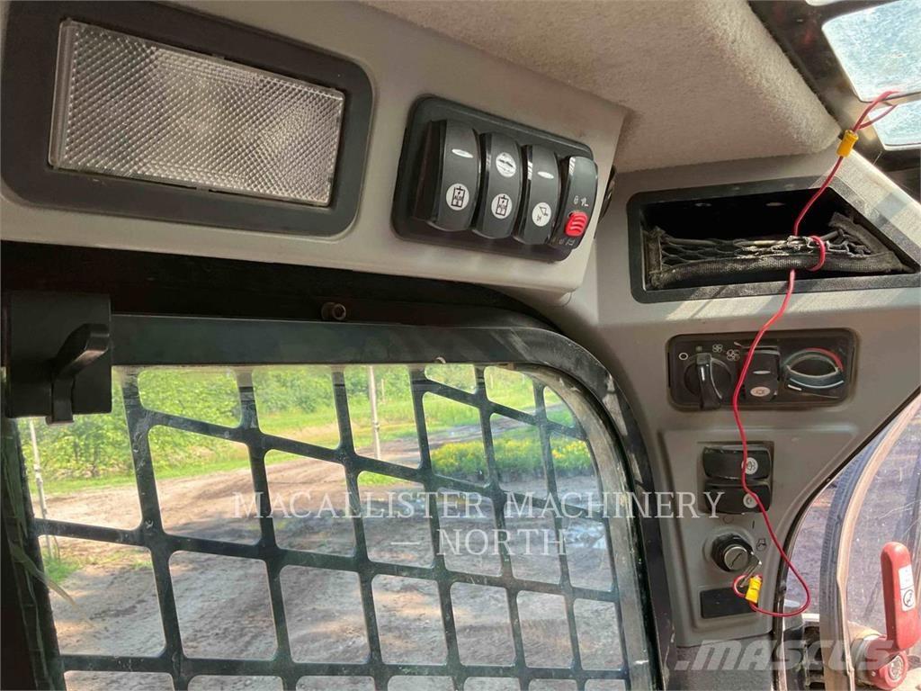 CAT 299D2 履带式装载机