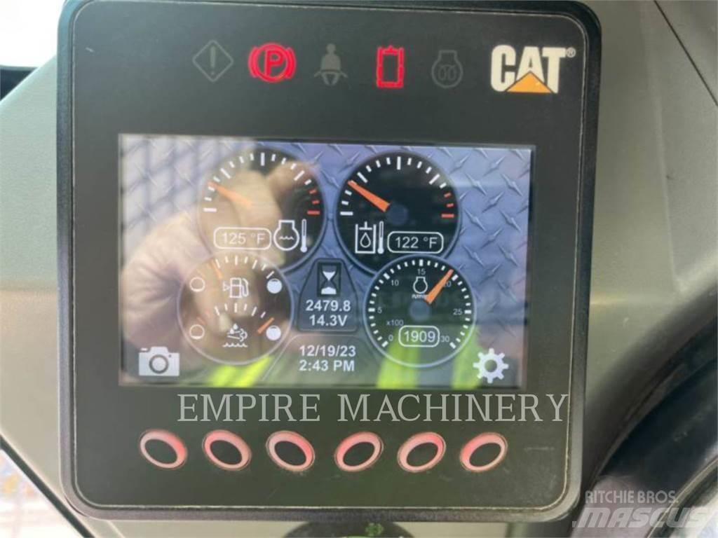 CAT 299D2 CA 滑移装载机
