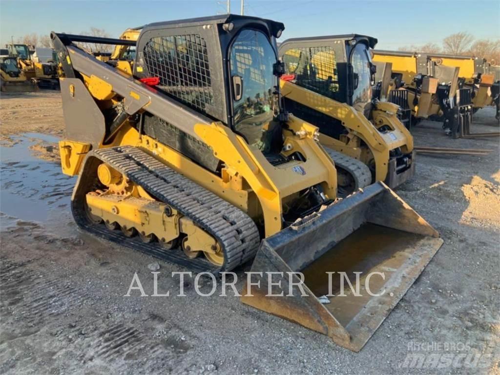 CAT 299D3 沥青摊铺机