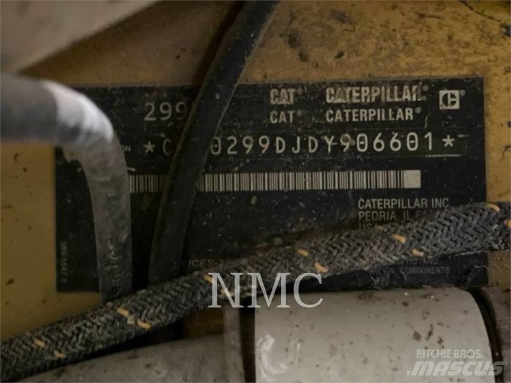 CAT 299D3 滑移装载机