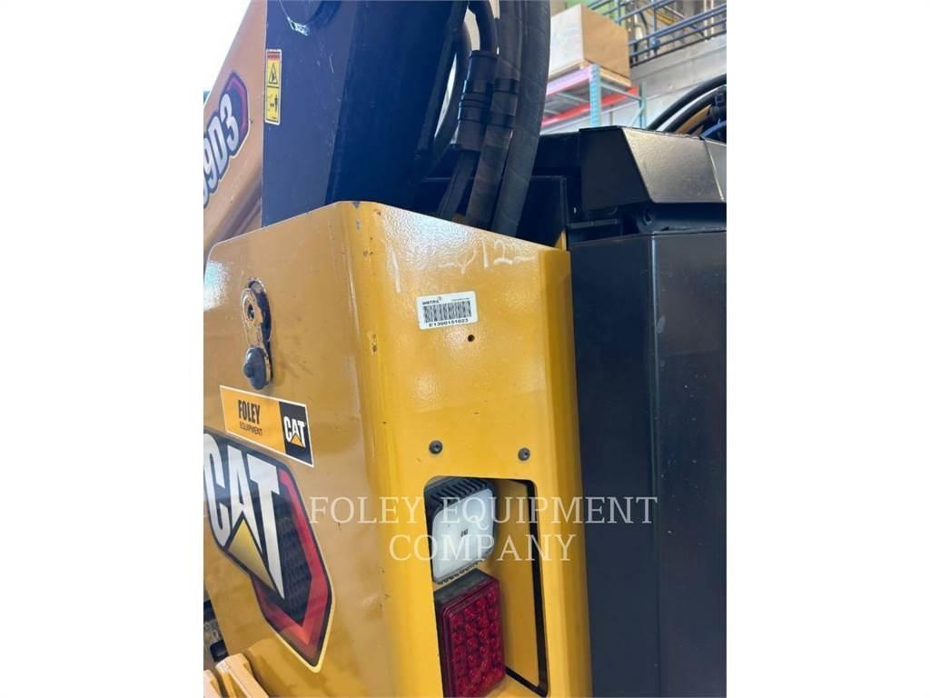 CAT 299D3 滑移装载机
