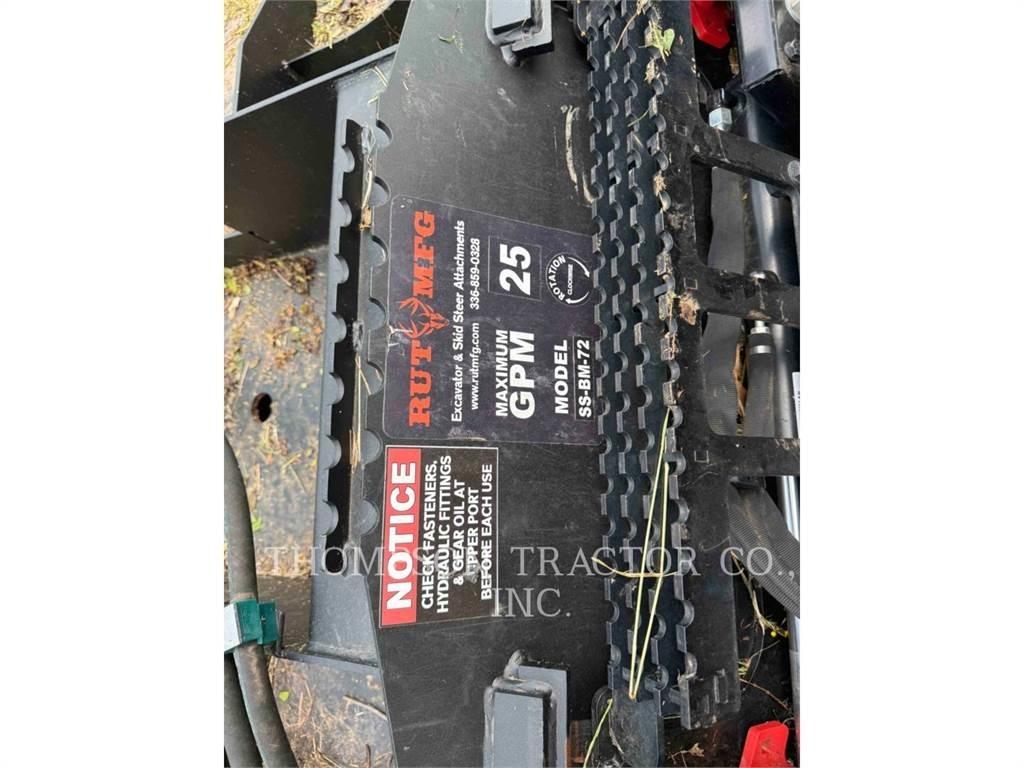 CAT 299D3 履带式装载机