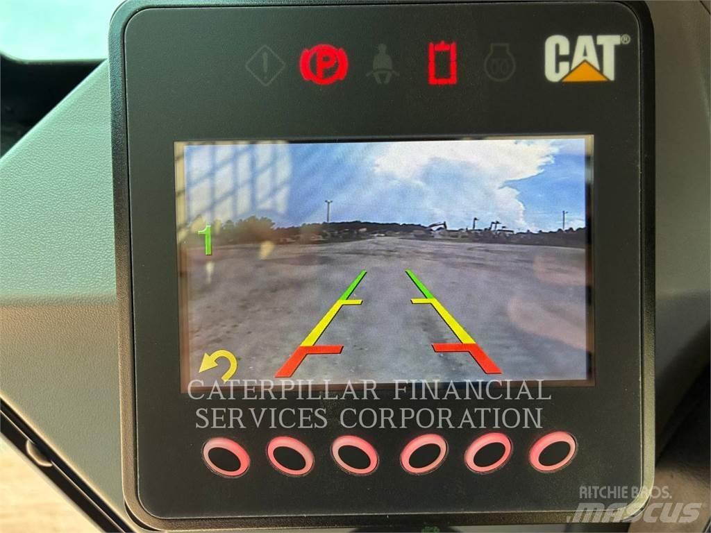CAT 299D3 履带式装载机
