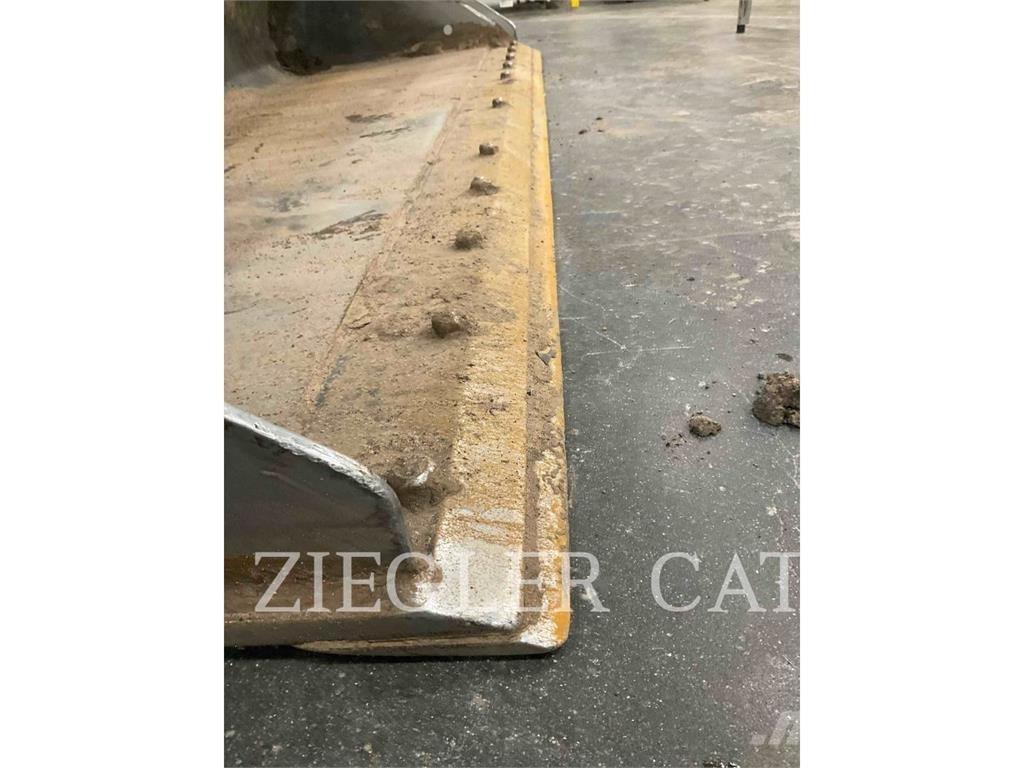 CAT 299D3 履带式装载机