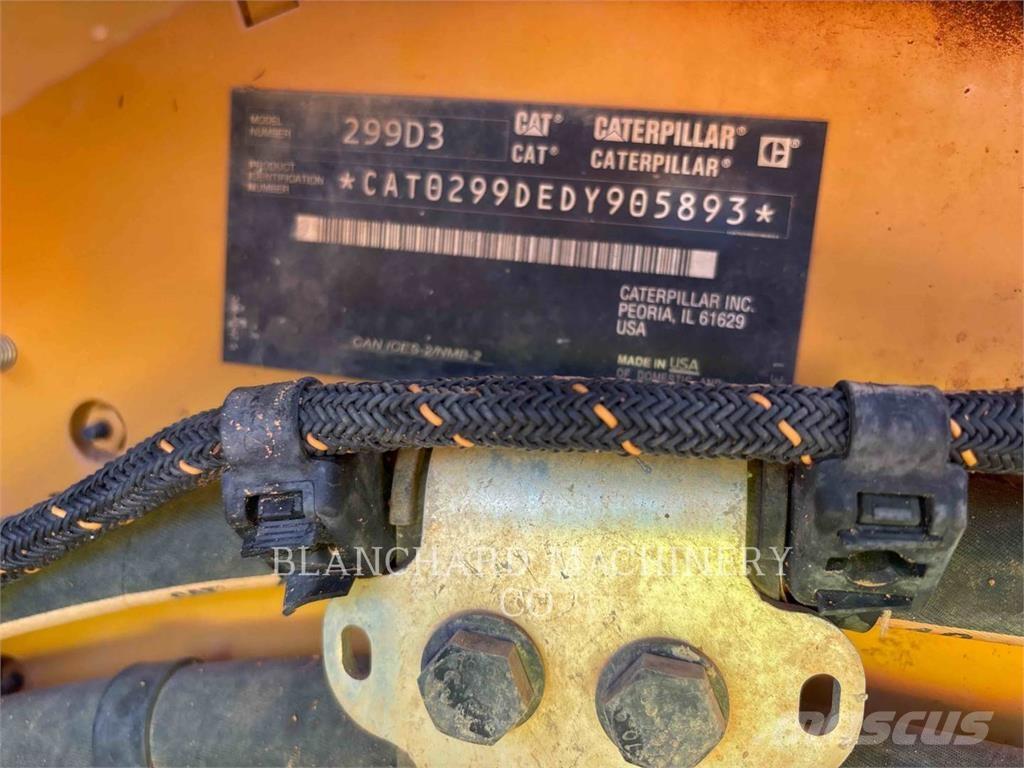 CAT 299D3 履带式装载机