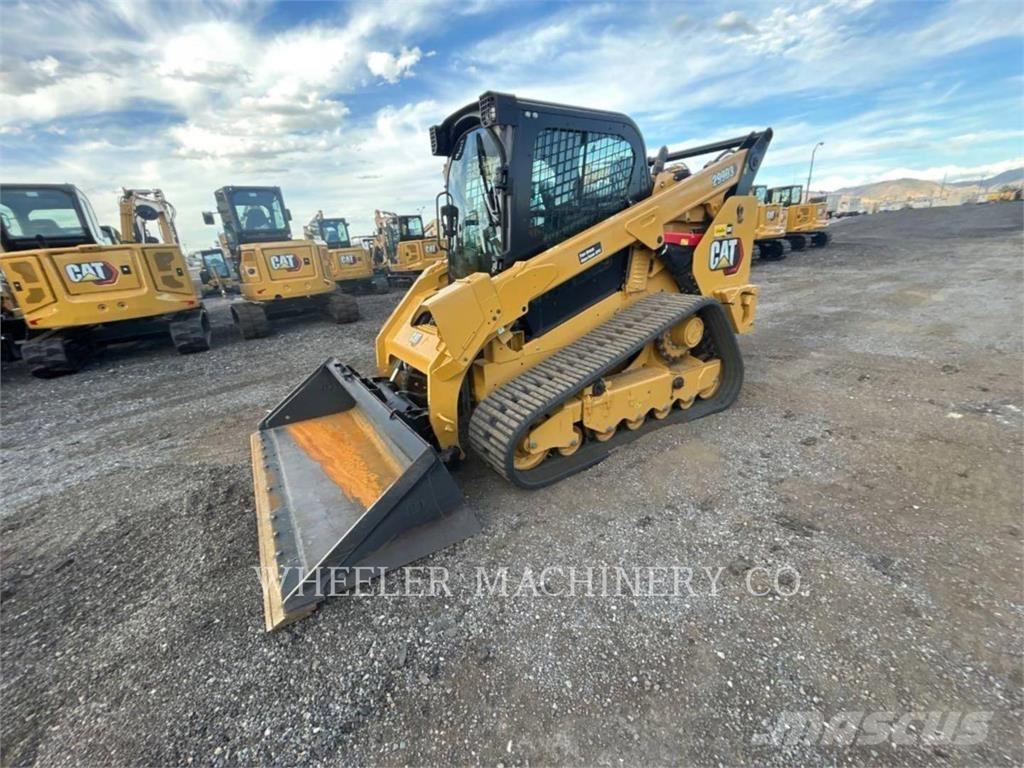 CAT 299D3 C3HF 履带式装载机