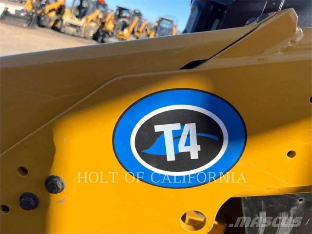 CAT 299D3 HF 滑移装载机