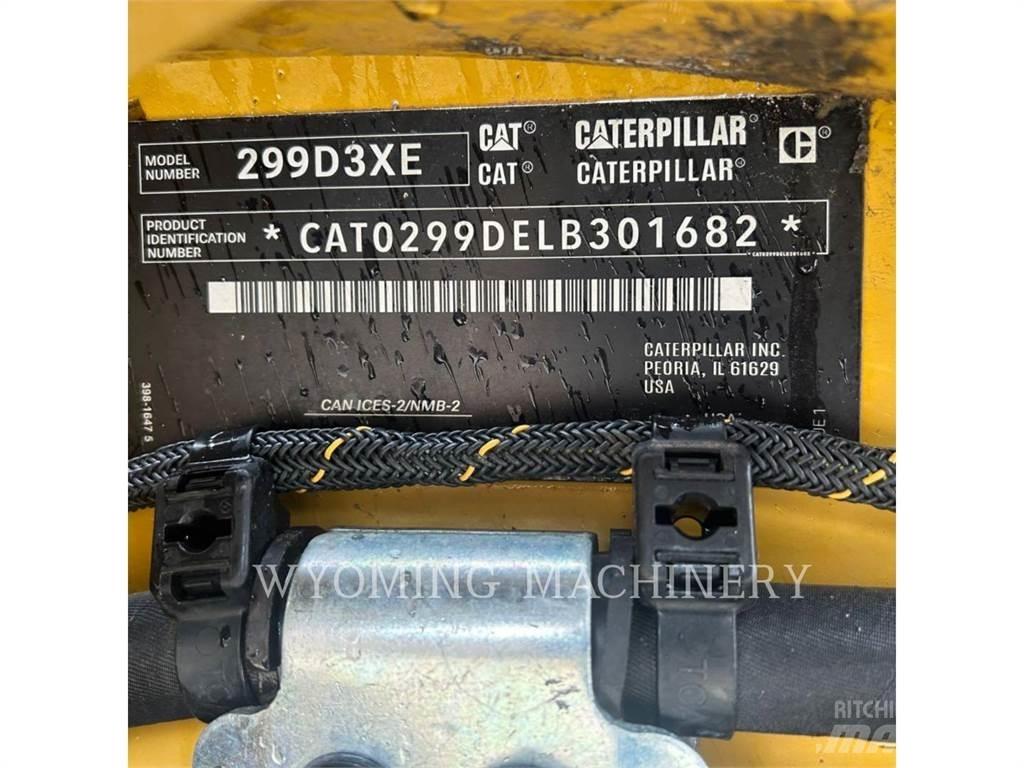 CAT 299D3 XE 滑移装载机
