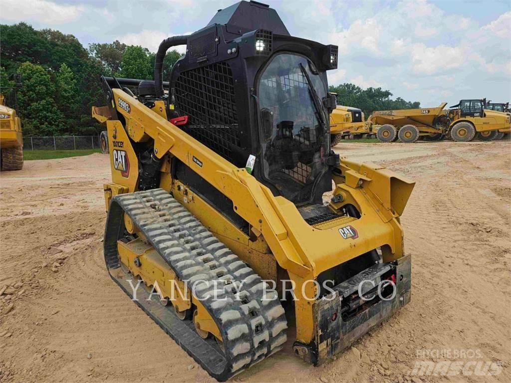 CAT 299D3 XE 滑移装载机