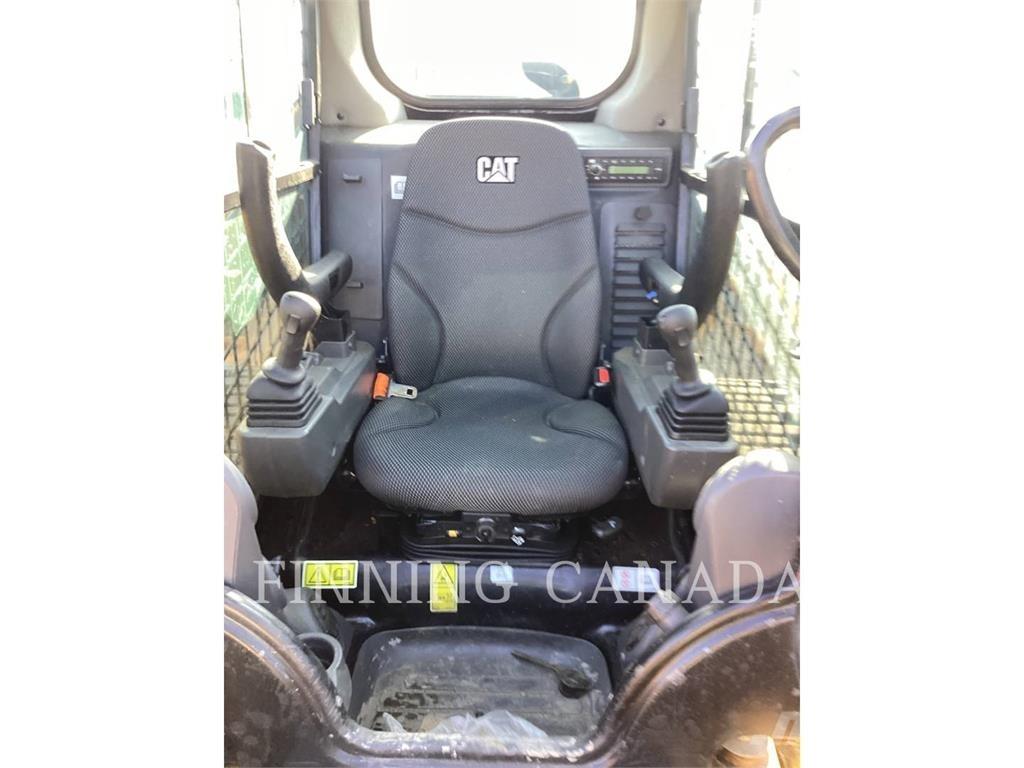 CAT 299D3 XE 履带式装载机