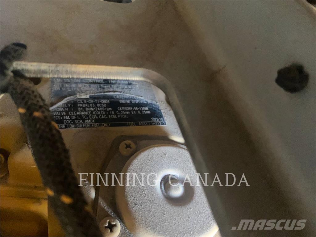 CAT 299D3 XE 履带式装载机