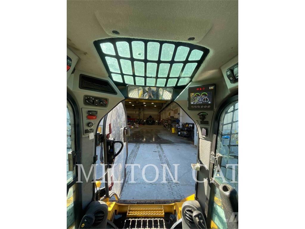 CAT 299D3 XE 履带式装载机