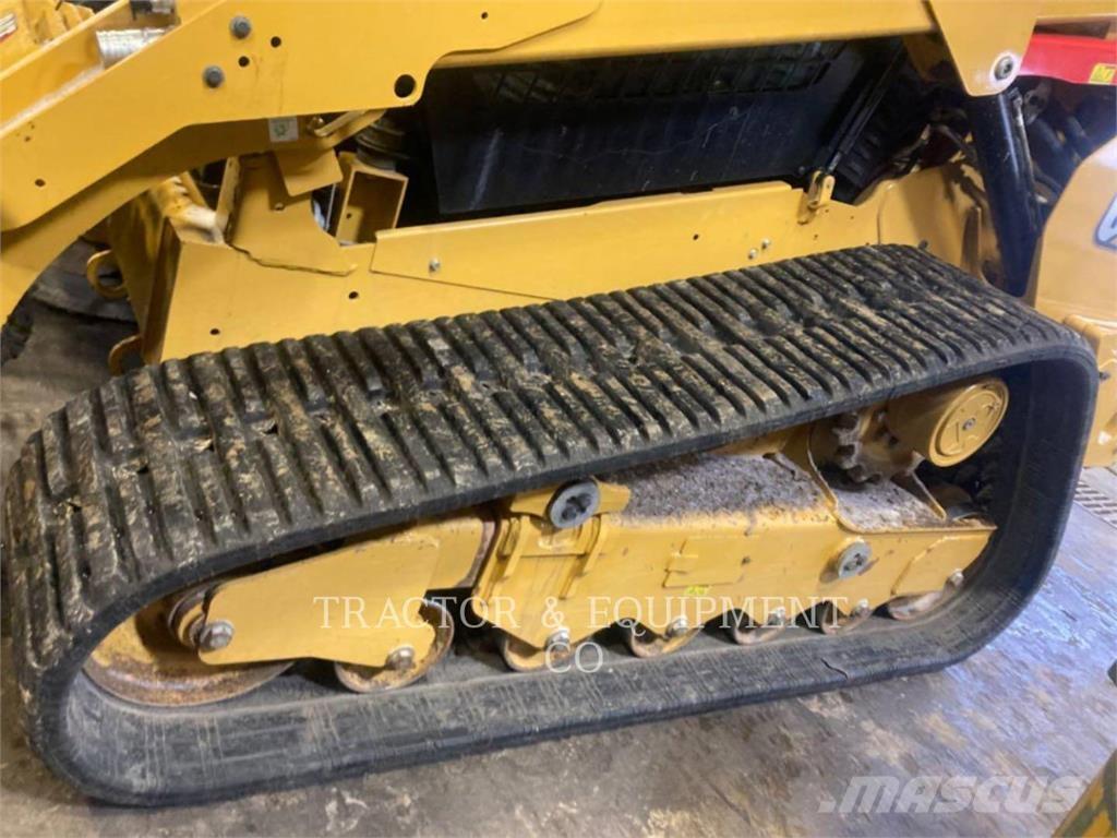CAT 299D3 XED0 滑移装载机