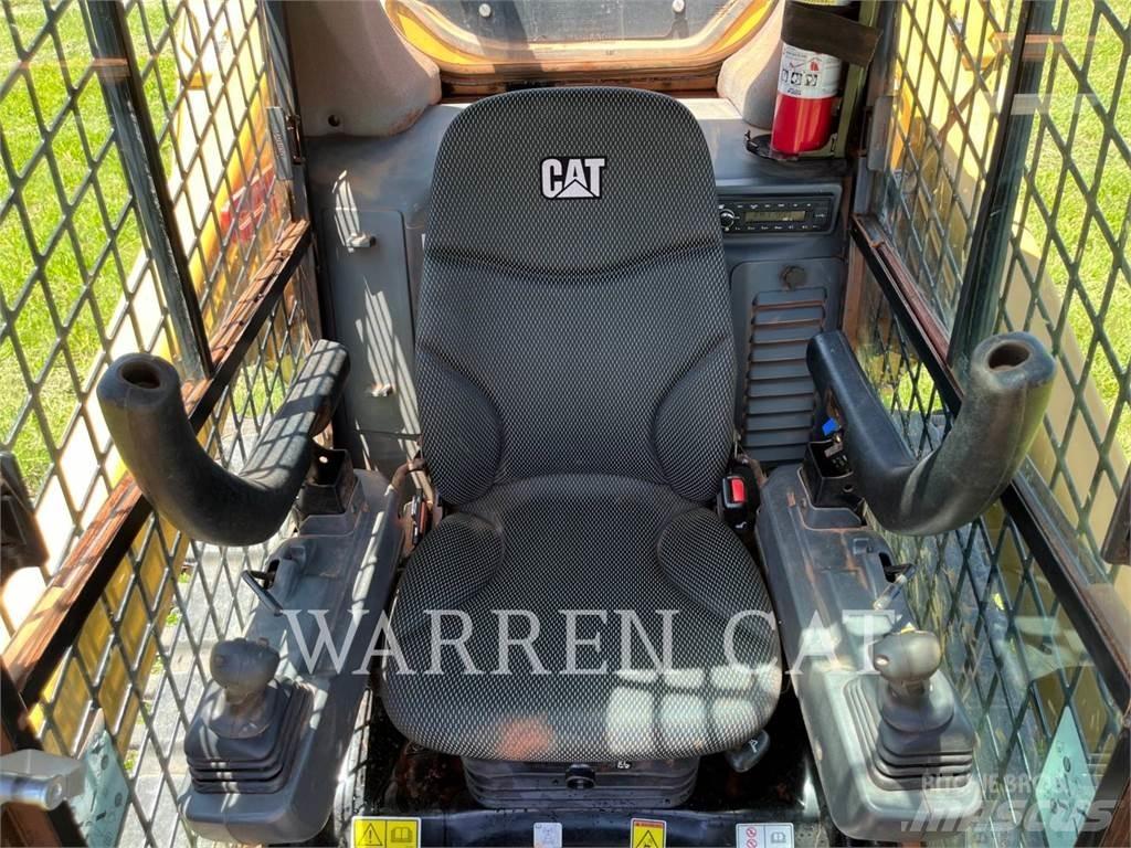 CAT 299D3 XEL2 履带式装载机