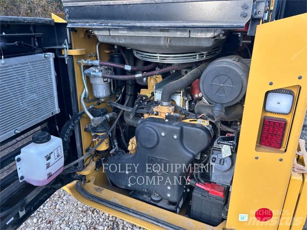 CAT 299D3STD2C 滑移装载机