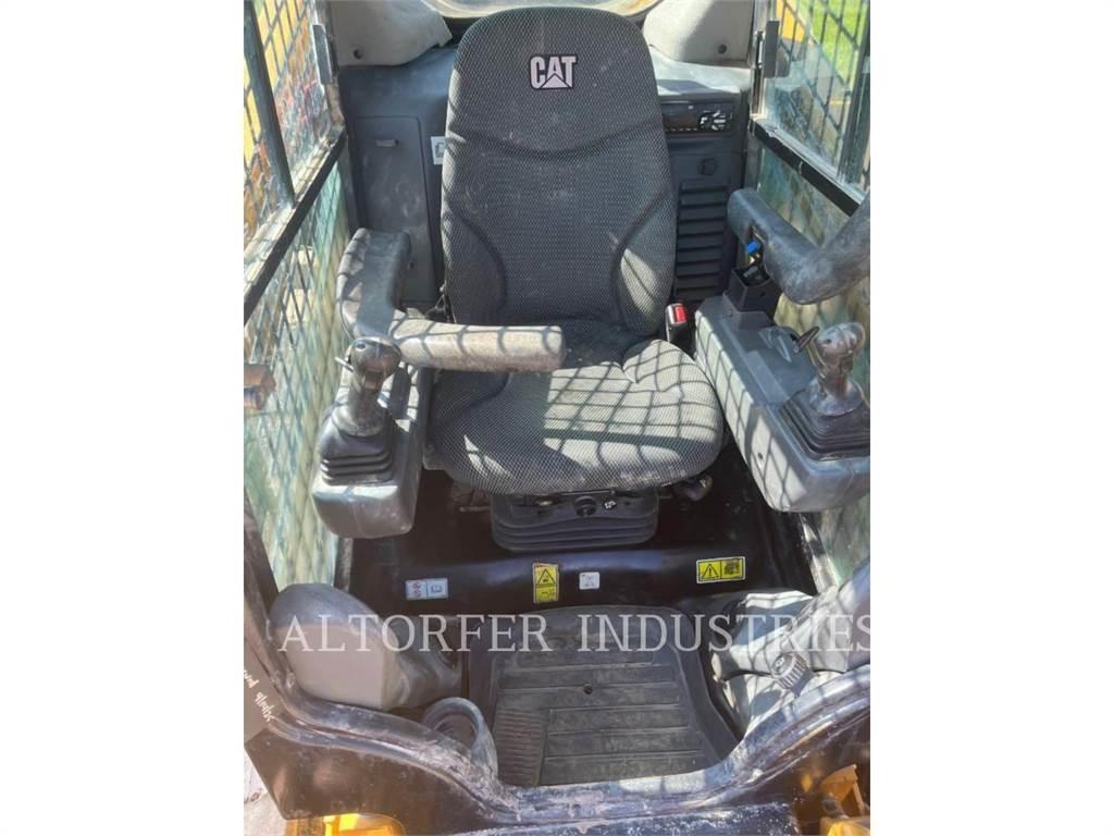 CAT 299D3XE 履带式装载机