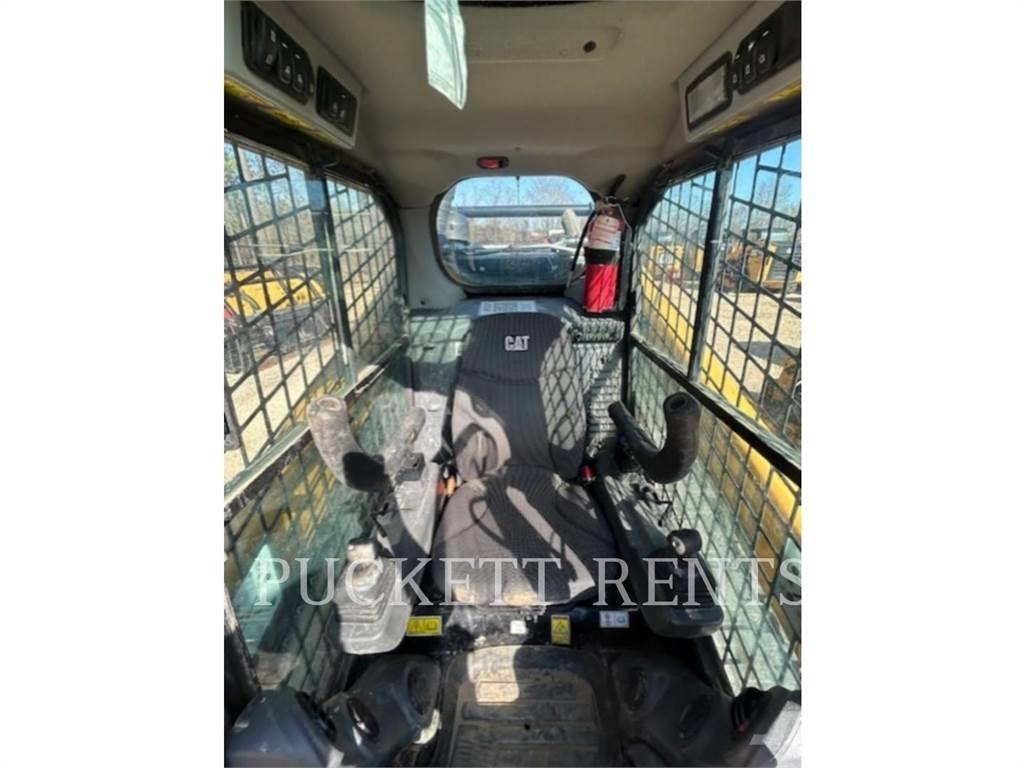 CAT 299D3XE 履带式装载机