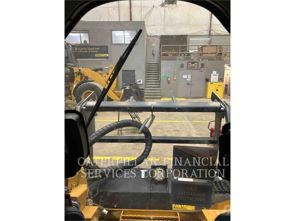 CAT 299D3XE 履带式装载机