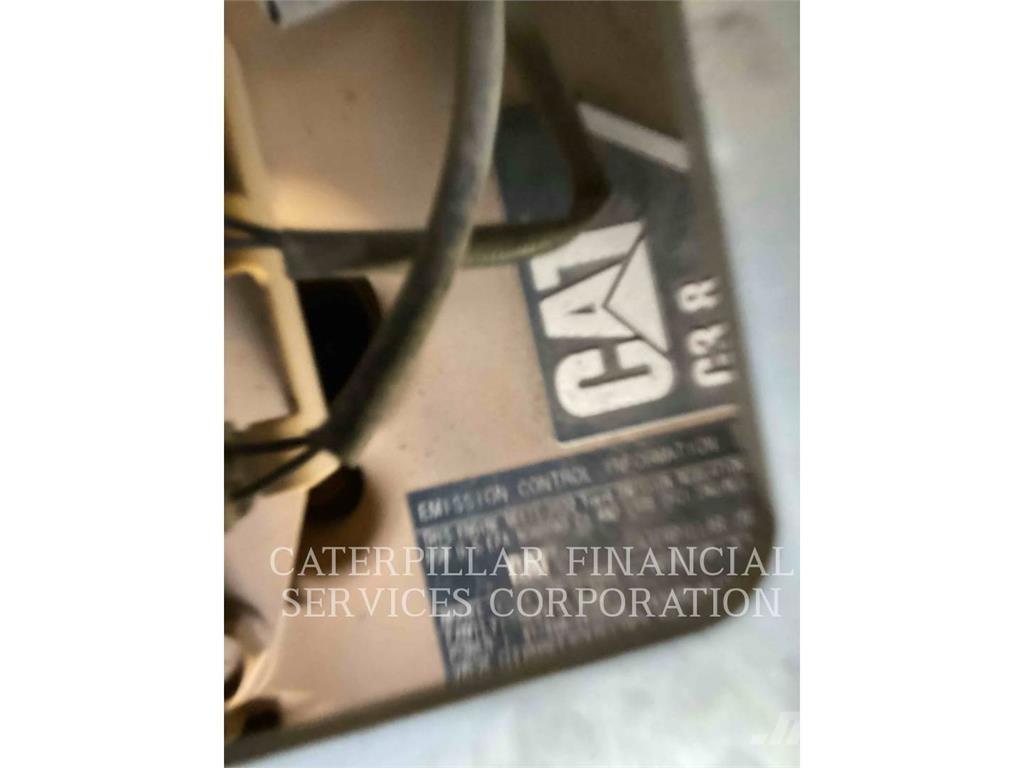 CAT 299D3XE 履带式装载机