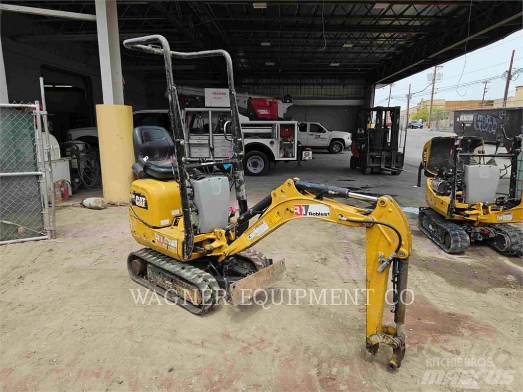 CAT 300.9D 履带挖掘机
