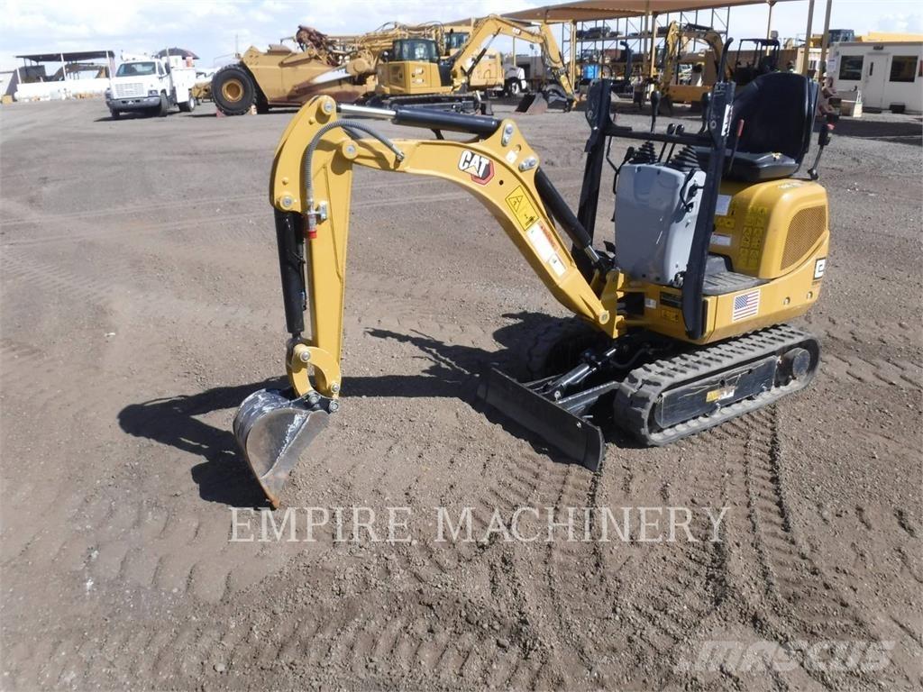 CAT 300.9D 履带挖掘机