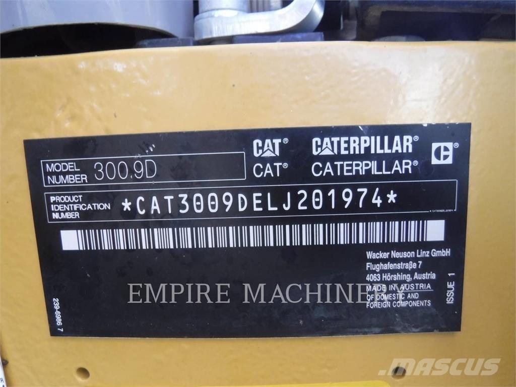 CAT 300.9D 履带挖掘机